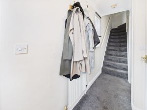 Entrance Hallway- click for photo gallery